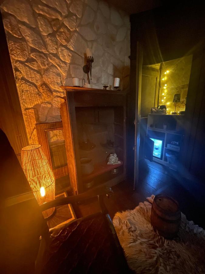 Une Nuit Comme Un Chevalier! Coeur Historique - Hypercentre. Troyes Eksteriør bilde